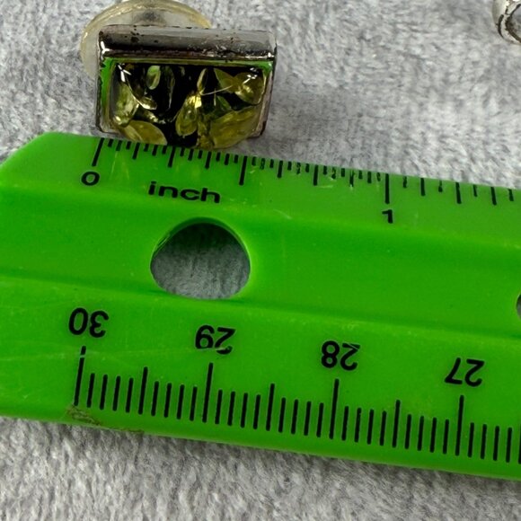 Floral Jewelry Pendant Pierced Earring Set Green Color Center Silver-Tone Frames - Picture 8 of 16